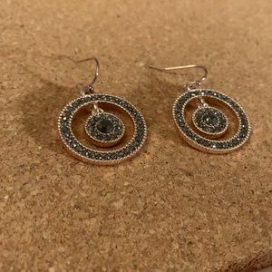 Luxurious dark blue/gray gold dangle earrings